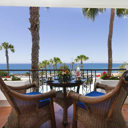 Daire Sunsuites Carolina *