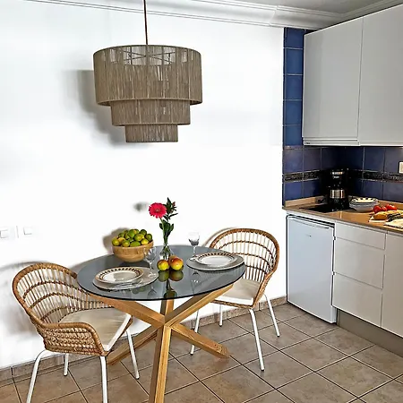 Sunsuites Carolina Apartman *