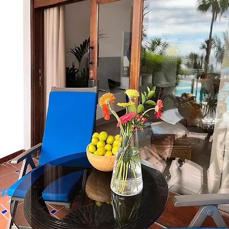 Sunsuites Carolina Apartman *