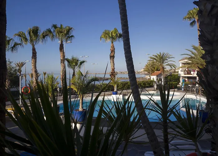 Sunsuites Carolina *