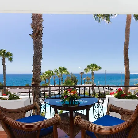 Sunsuites Carolina Apartment *