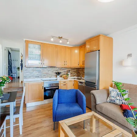 Sunsuites Carolina Apartment
